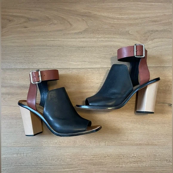 Loeffler Randall Maisy Block Heel Sandal - Picture 4 of 9